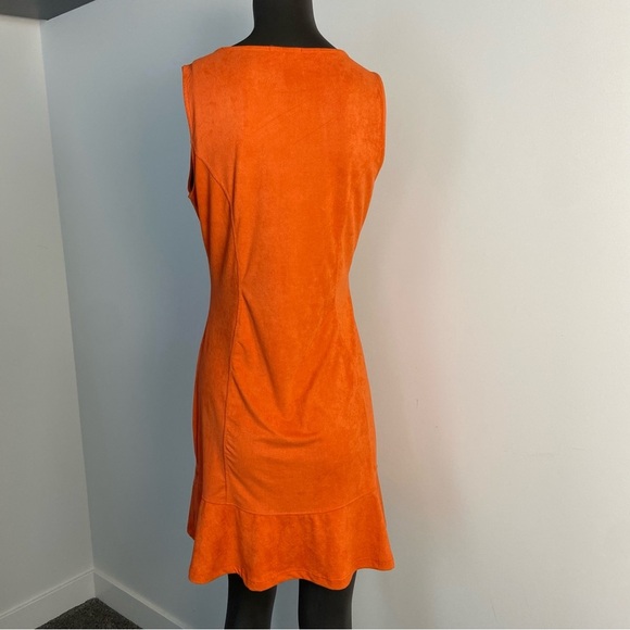 ⚪️ Guararapes Orange Sleeveless Dress - Picture 3 of 7